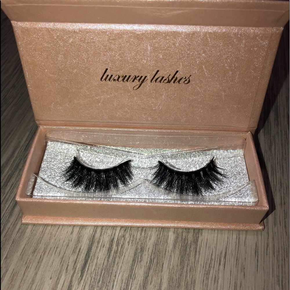 Eyelashes